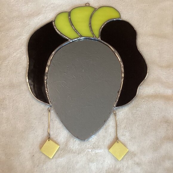 Lady Head Stained Glass Suncatcher W/ Dangle Earrings Window Decoration Mirror - Picture 3 of 4
